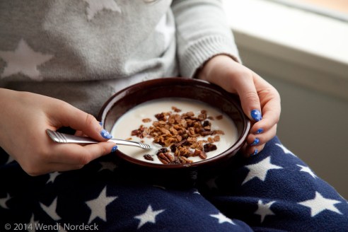 Homemade granola from http://roux44.com