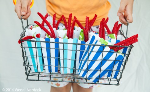 Outdoor movie night from http://roux44.com